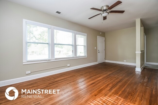 Photo - 8404 Thomas Ave