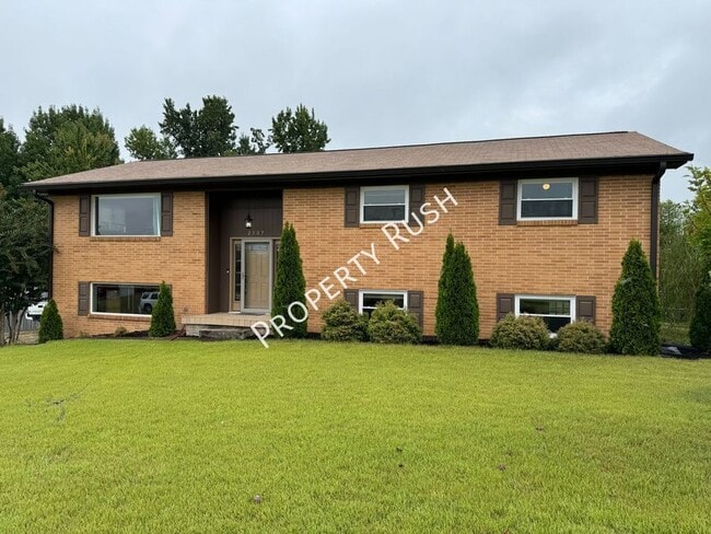 Photo - 2307 Arroyo Dr