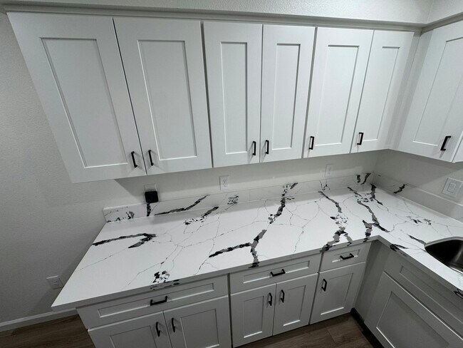 Photo - 2118 N Glenn Ave Unidad 2124 N. Glenn Ave