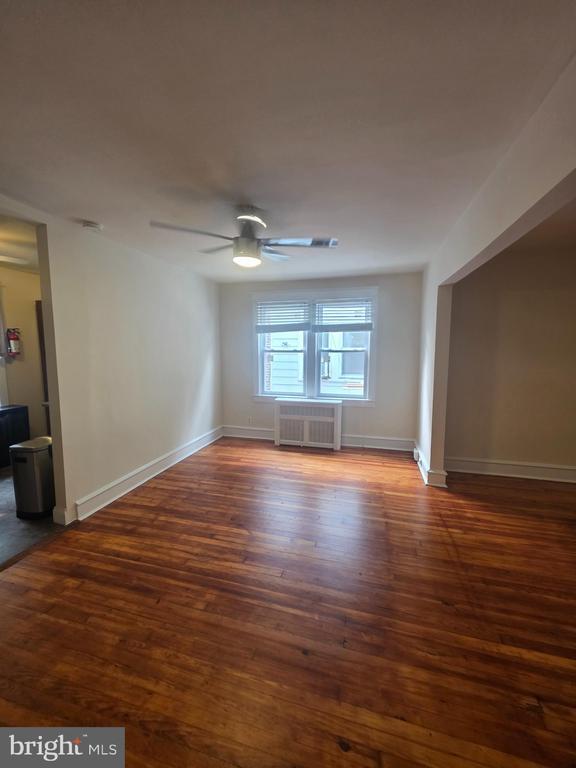 Photo - 2439 Madison St