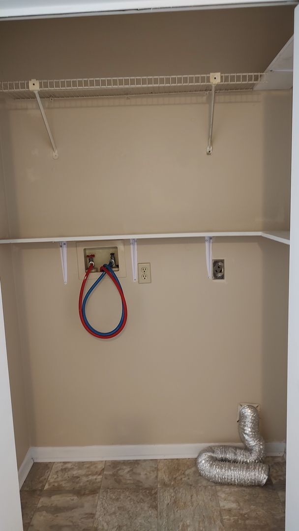Photo - Efficiency Apartment in PCB! Basic Cable T...