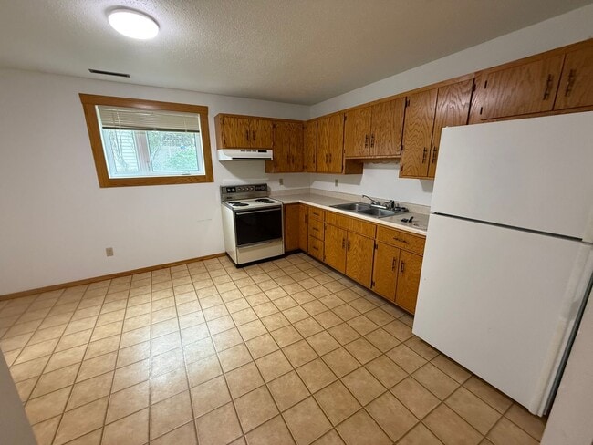 Photo - 500 7th St NE Unit #B