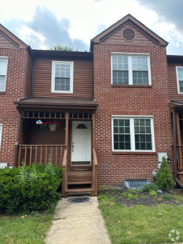 Building Photo - 124 Honey Locust Ct Rental