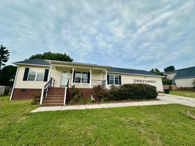 Building Photo - 228 Northview Dr Rental