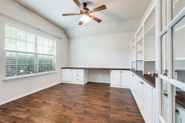 Photo - 2784 Cresent Lake Dr