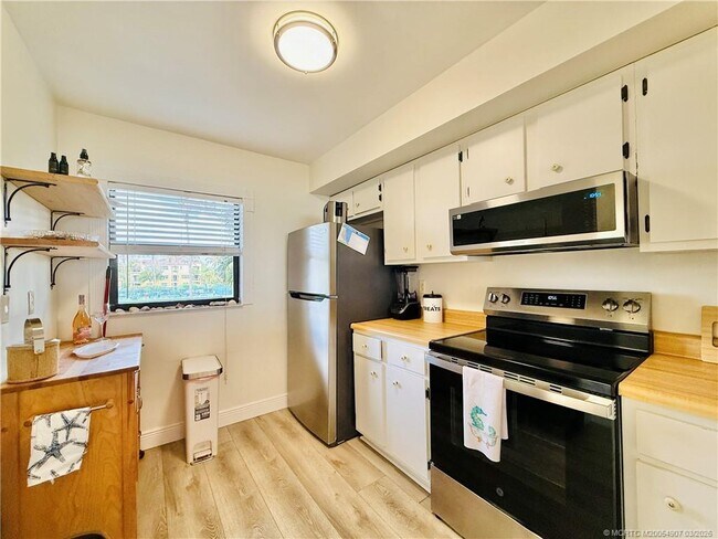 Photo - 7410 S Ocean Dr Unit 209