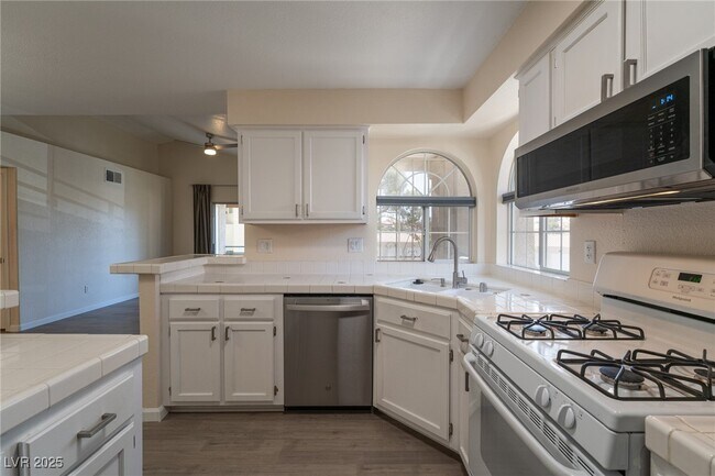 Photo - 2251 Wigwam Pkwy Unidad 621