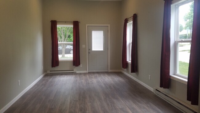 Photo - 1328 East Ave