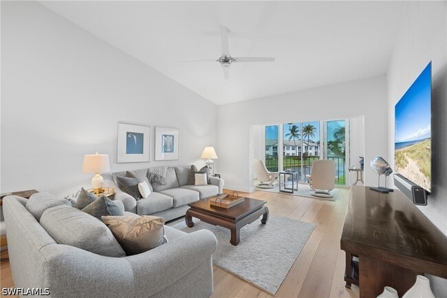 Building Photo - 818 Tanbark Dr Unit 204