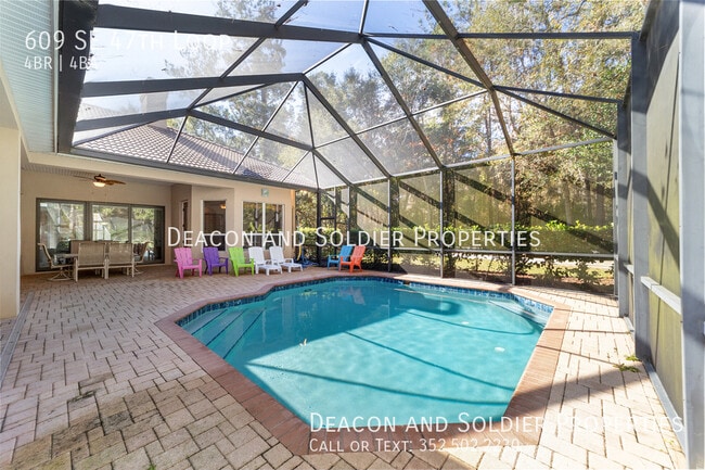 609 SE 47th Loop