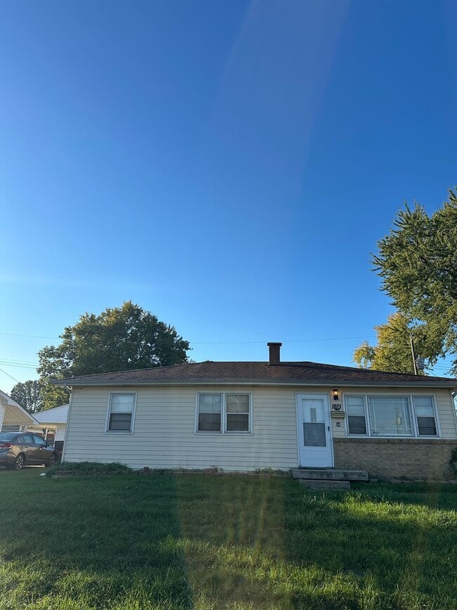 Photo - Welcome to this charming 3-bedroom, 1-bath...