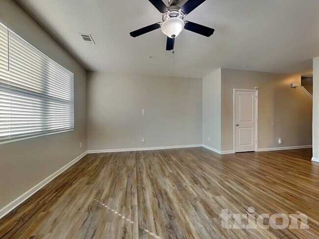 Photo - 11877 Fuller St