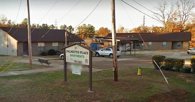 Building Photo - 425 N Sibley St