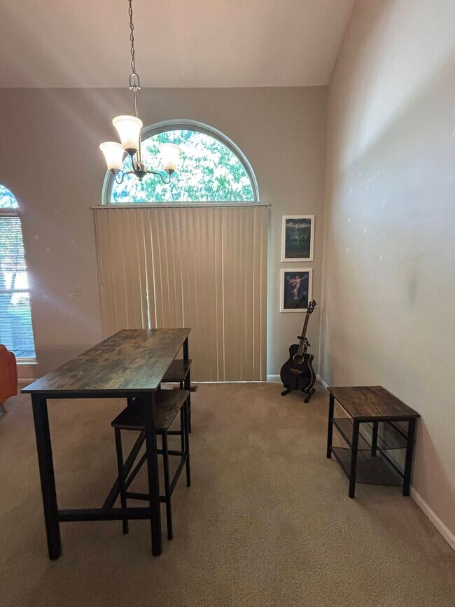 Photo - 781 N Shady Oaks Dr