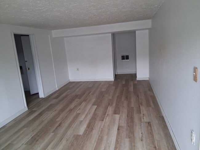 Photo - 8128 NE Beech St Unit 8128 NE Beech street B