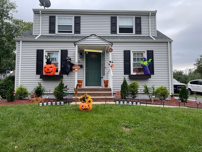 Photo - 41 N 18th Ave House