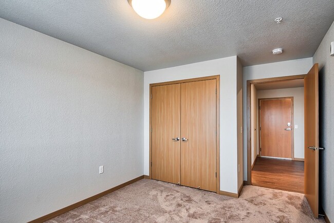 Photo - Nova at Riverdale Station