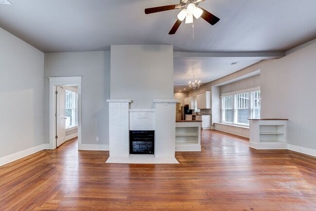 Remodeled Historic 3 Bedroom in The Heights!