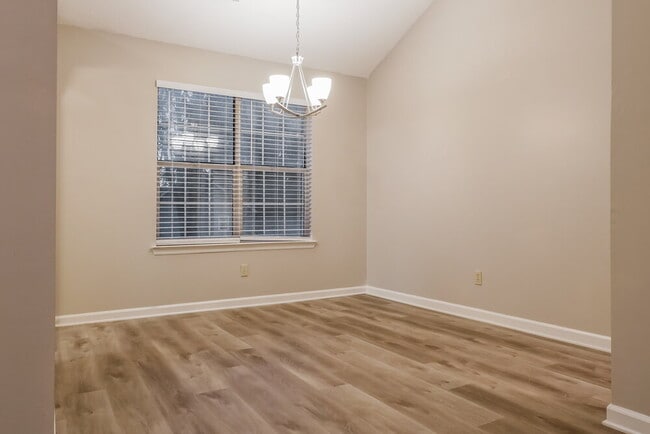 Photo - 5709 Rex Mill Dr