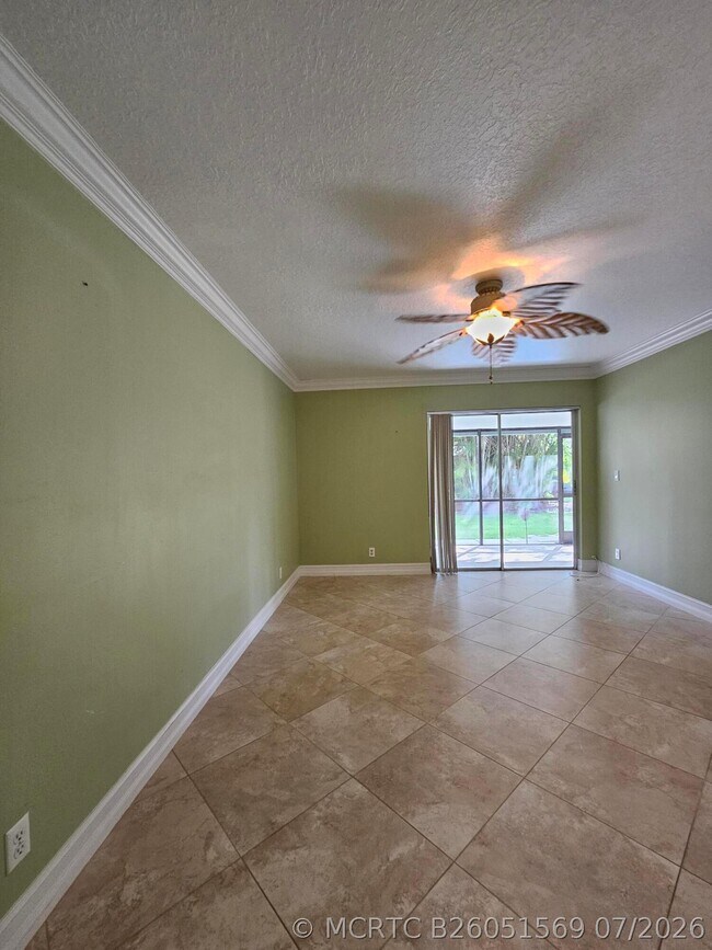 Photo - 7526 Pinewalk Dr S
