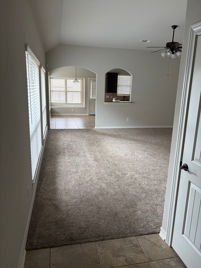 Photo - 3634 Diamond Creek Dr
