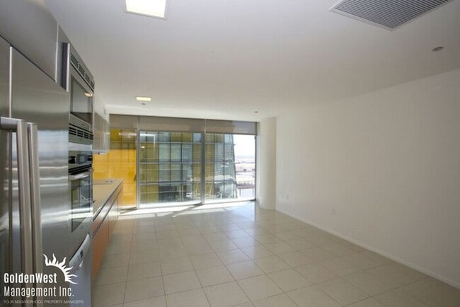 Photo - State of the Art Studio at Veer Towers in City Center!