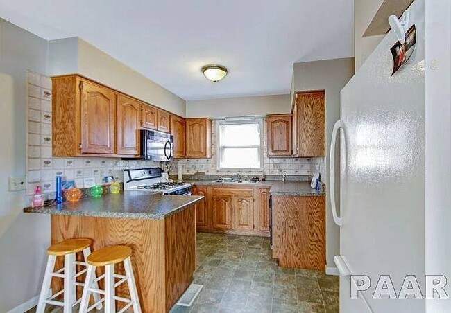 Photo - 313 W Thomas St