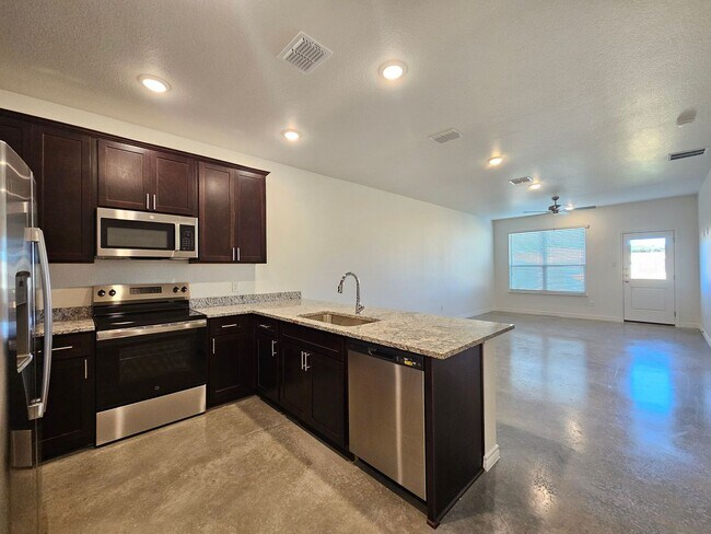 Photo - 644 Pacific Crest Trl Unidad 644 Pacific Crest Trail -  B