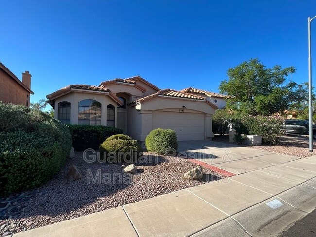 Photo - 5941 E Kelton Ln