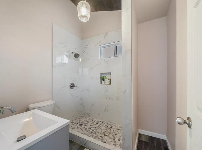 Photo - 145 W Kane St Unit C