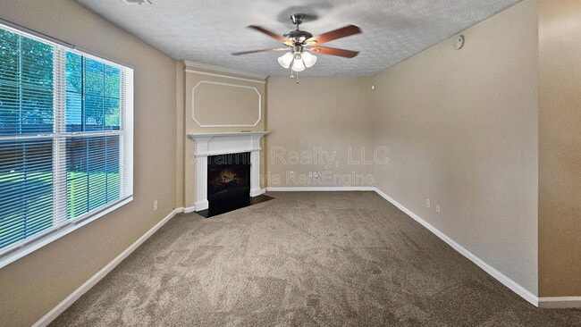Photo - 4636 Forest Creek Ln