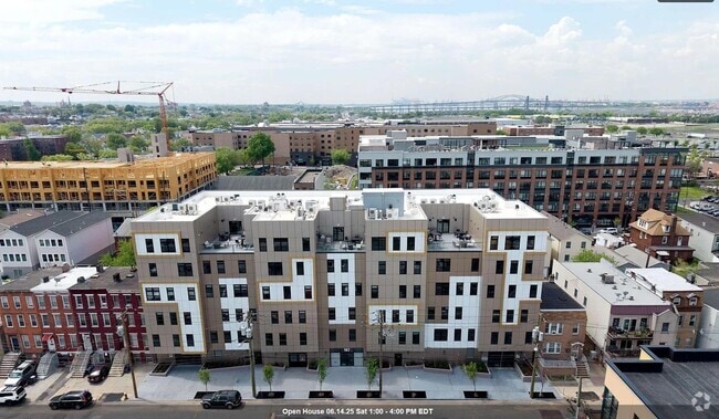 Building Photo - 187 Culver Ave Unit 205 Rental