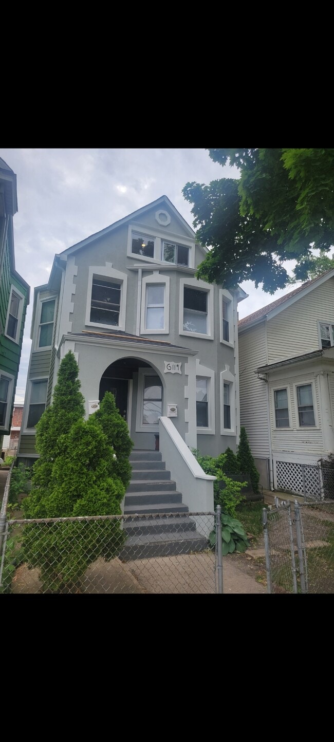 Photo - 6119 N Wolcott Ave Unit 3