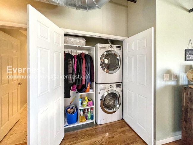 Photo - 3201 Shoshone St Unit 301