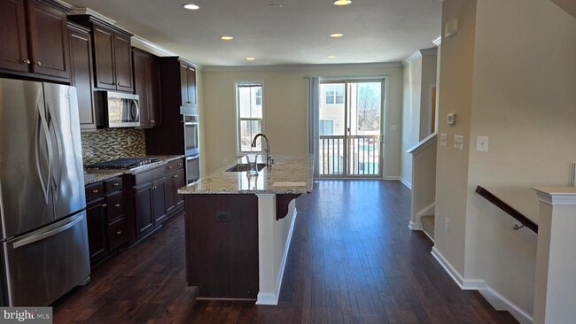 Photo - 6634 Bartrams Forest Ln