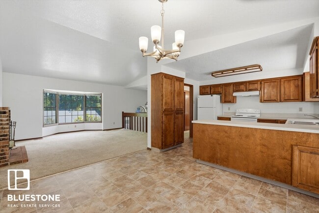 Photo - Sweet and spacious home in Beaverton with a garage and large fenced yard available now!