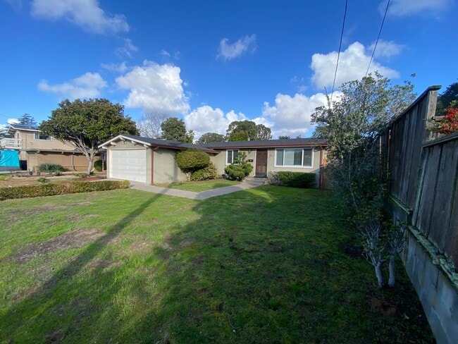 Photo - 1116 Isabelle Ct