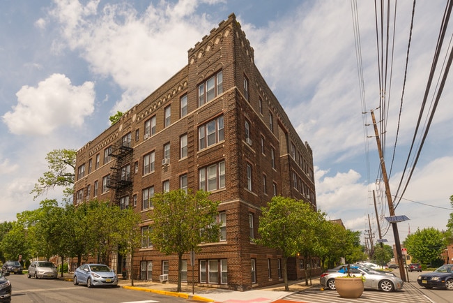 245 LAWTON LLC