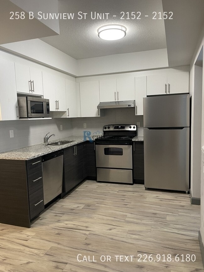 Photo - 258B Sunview St