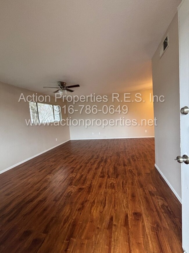 Photo - Action Properties RES Inc: offering Availabilities Roseville Greens Condo, single level 2 bedroom...