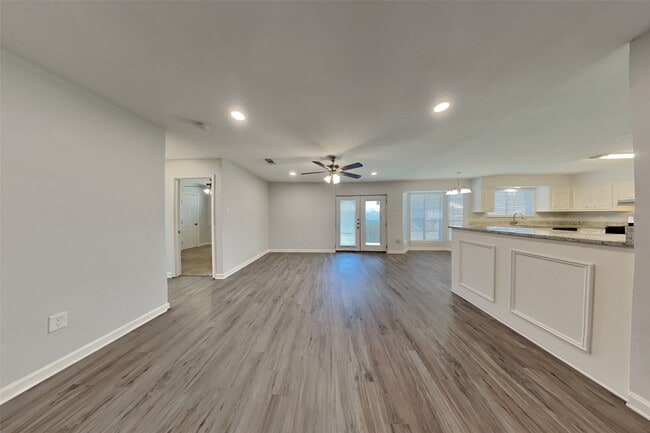 Photo - 4135 Lufborough Dr