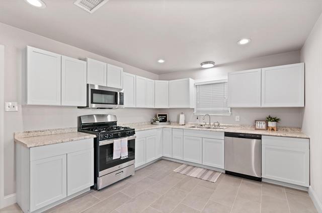 Photo - 423 E Morton St