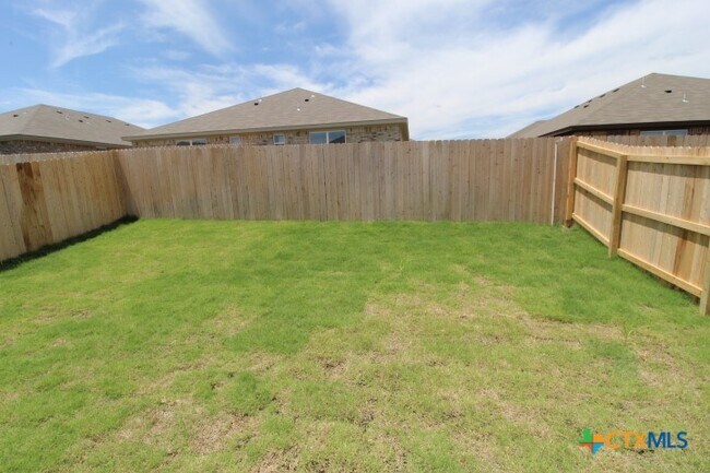 Photo - 118 Wind Ridge Dr