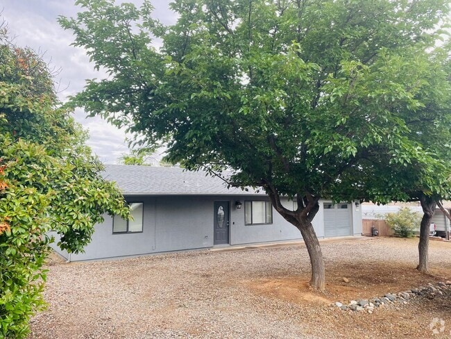 Building Photo - House in Verde Village Cottonwood