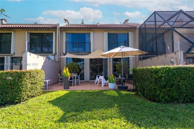 Photo - 3322 Torremolinos Ave