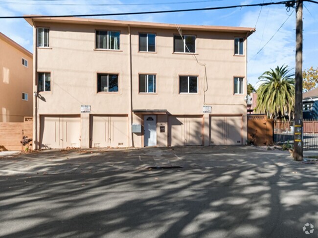 Building Photo - Clean & convenient 2 bedroom Rental