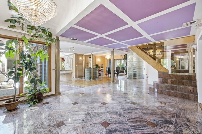 Photo - 1 Bridle Path Dr