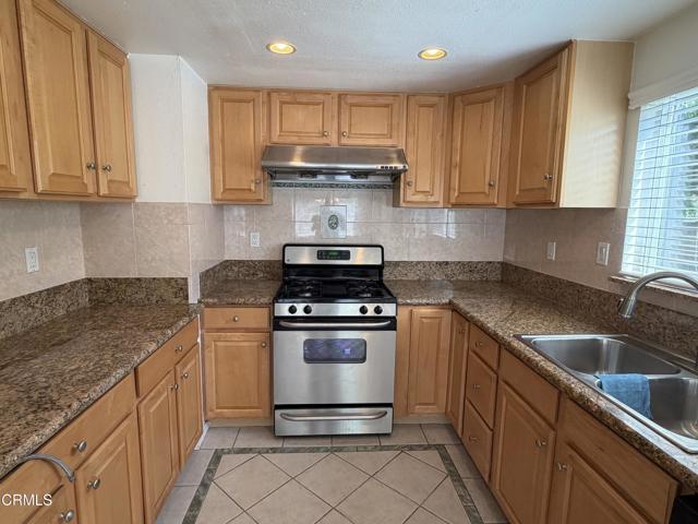 Photo - 868 Fairview Ave