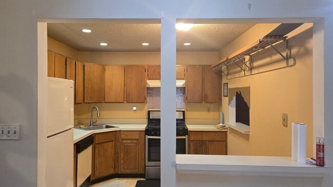 48 Mendrey Ct
