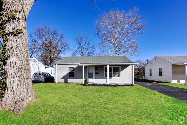 Building Photo - Fantastic 2bd/1ba home! Let yourself in!